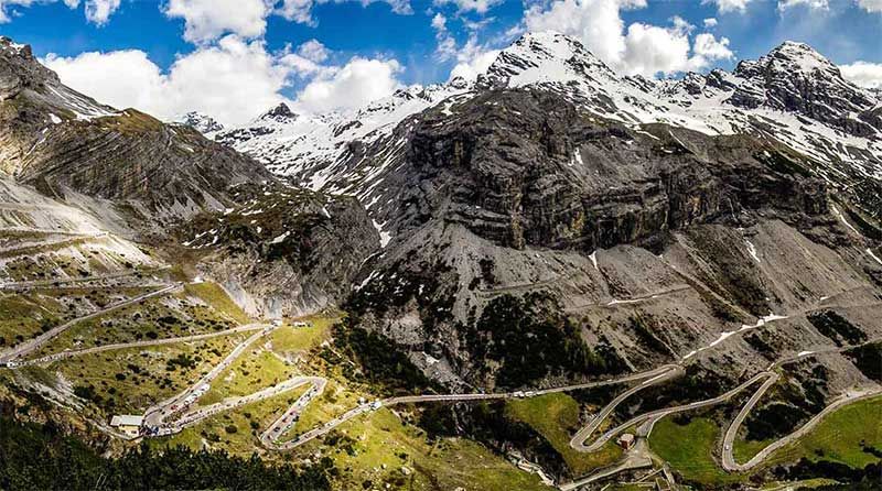 Stelvio, cycling's magnificent monster is back in the Giro